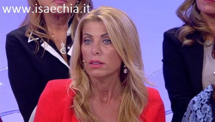 Anna Tedesco rivela: “Ho deciso di lasciare il Trono Over di ‘Uomini e Donne’ per salvaguardare la mia dignità di donna e di madre!” (Video) preview