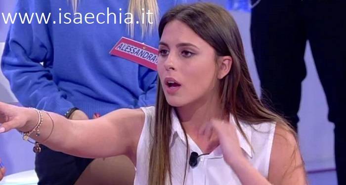 ‘Uomini e Donne’, ecco chi è Mena Venuso, la corteggiatrice messa in difficoltà da Nicolò Brigante. E intanto lei su Instagram si sfoga così… article-post