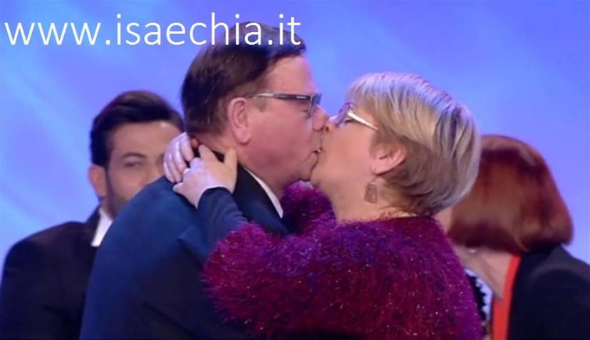 ‘Uomini e Donne’: l’opinione di Chia sulla puntata del Trono over del 22/12/17 preview