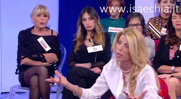 Auditel ‘Uomini e Donne’: il 2017 si chiude con il dominio del Trono over preview