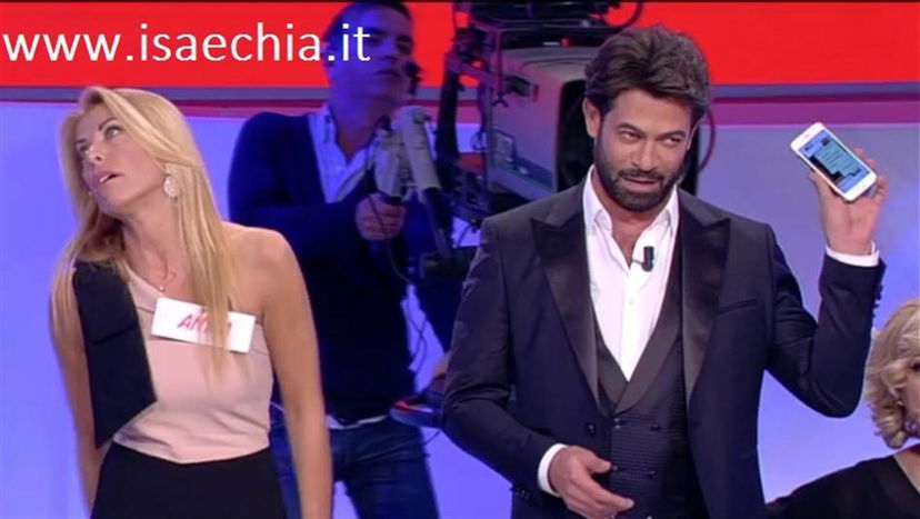 ‘Uomini e Donne’: l’opinione di Chia sulla puntata del Trono over del 15/12/17 preview