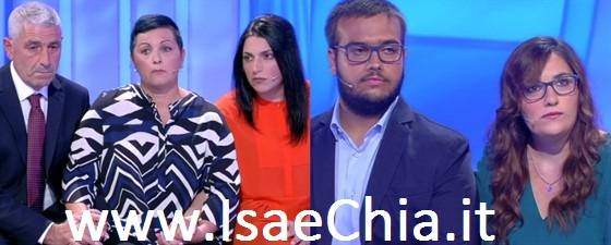 ‘C’è Posta per Te’, la famiglia vuole recuperare i rapporti con lei ma Eleonora dichiara: “Mi avete fatto perdere una giornata!” article-post