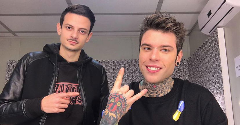 Fedez fa uno scherzo a Fabio Rovazzi e diffonde il suo numero sui social! (Video) preview