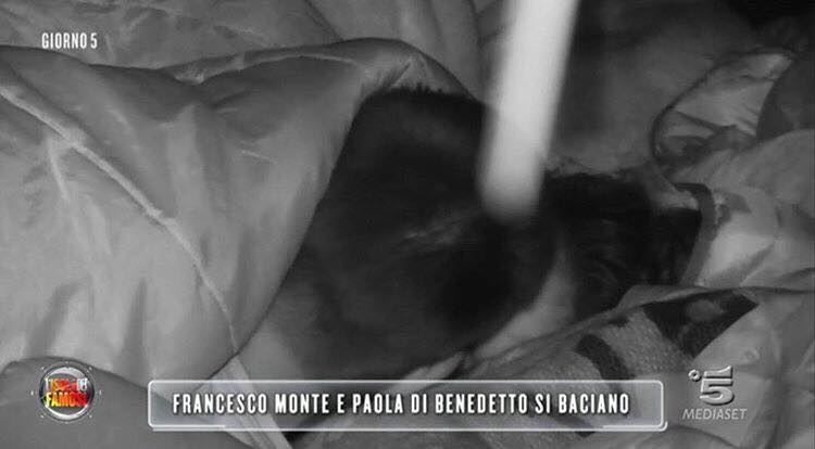 ‘Isola 13’, scatta il bacio tra Francesco Monte e Paola Di Benedetto! (Video) preview