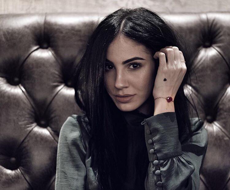 ‘Uomini e Donne’, piccola disavventura per Giulia De Lellis nel giorno del suo compleanno! (Video) preview