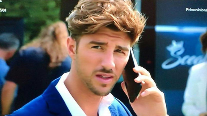 ‘Uomini e Donne’, Andrea Damante esordisce come attore in ‘Don Matteo 11’! (Video) preview