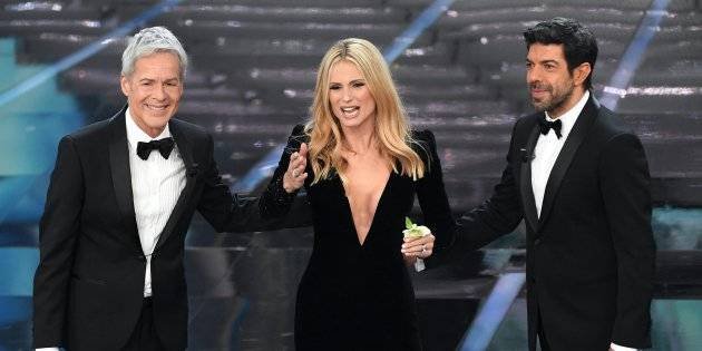 ‘Sanremo 2018’, clamoroso successo di ascolti per la prima serata: battuti Conti e De Filippi, risultato più alto degli ultimi 13 anni