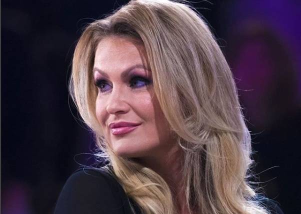 Eva Henger a ‘Verissimo’: “Dire la verità con una tempistica sbagliata non è un reato, fumare canne e mettere in pericolo l’incolumità di altre persone sì!” preview