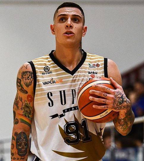 ‘Uomini e Donne’, il cestista Stefano Laudoni sarà il prossimo tronista? Una nostra lettrice ci racconta che… preview