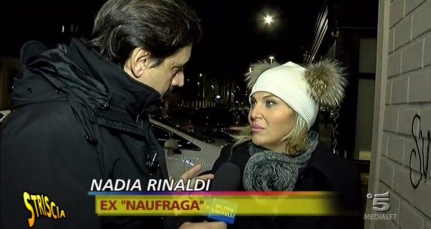 ‘Striscia La Notizia’, Nadia Rinaldi viene messa in difficoltà durante la consegna del ‘Tapiro D’Oro’ e dichiara: “Non ho visto Francesco Monte comprare marijuana!” article-post