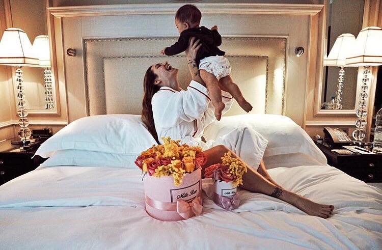 ‘Uomini e Donne’, Beatrice Valli risponde così a chi la critica come mamma! preview