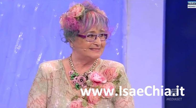 ‘Uomini e Donne’, la nonna di Beatrice e Ludovica Valli debutta come Dj! preview