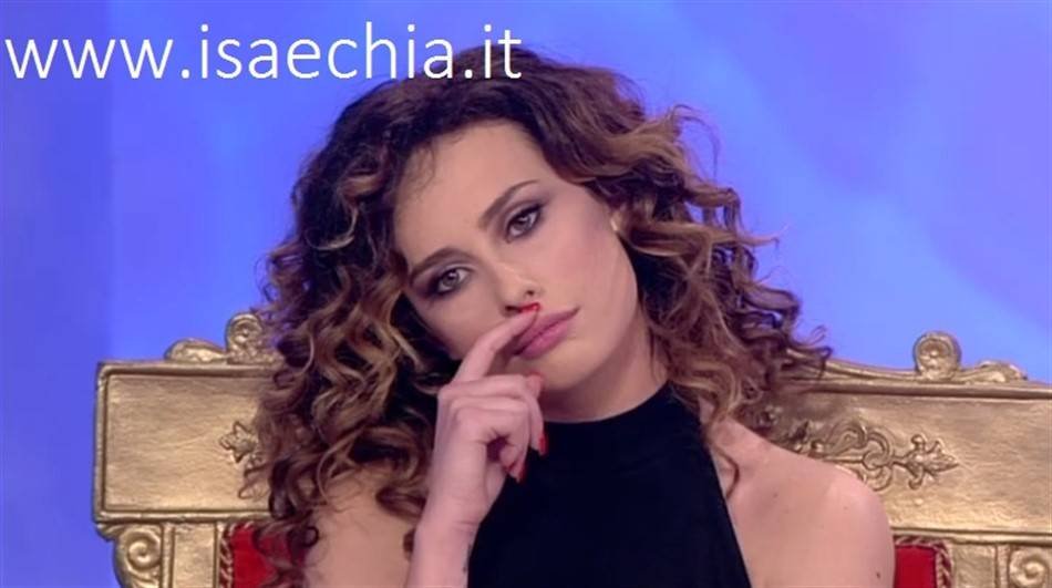 ‘Uomini e Donne’, Sara Affi Fella ufficializza la rottura con Luigi Mastroianni: “Sono single! Se le cose non vanno, non vanno…”