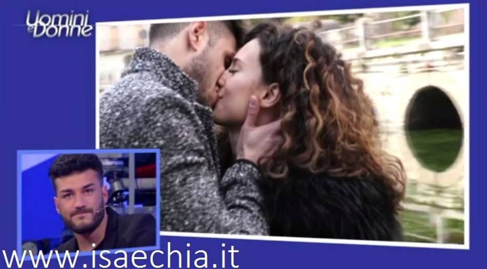 ‘Uomini e Donne’: l’opinione di Chia sulla puntata del Trono classico del 19/03/18 article-post