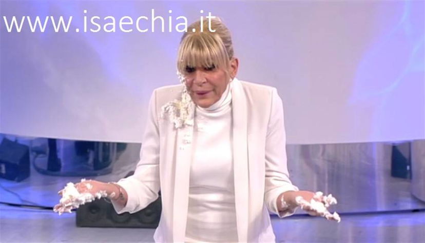 ‘Uomini e Donne’: l’opinione di Chia sulla puntata del Trono over del 16/03/18 preview