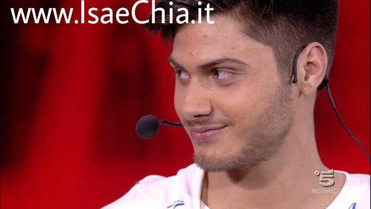 ‘Amici 17’, prima puntata: serata ricca di scontri e polemiche, Matteo Cazzato vince la puntata, eliminato Filippo Di Crosta! preview