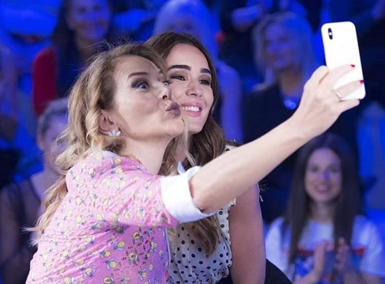 Barbara D’Urso ospite a ‘Verissimo’: “Al ‘Grande Fratello 15’ ci sarà una coppia di fidanzati di cui si è parlato tantissimo!”. E a chi la critica la conduttrice risponde così… preview
