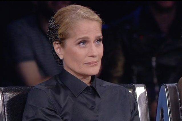 ‘Amici 17’, Heather Parisi molto critica verso i professori e i suoi colleghi della commissione esterna: “Ho paura che stia subentrando il paraculismo!” (video) preview