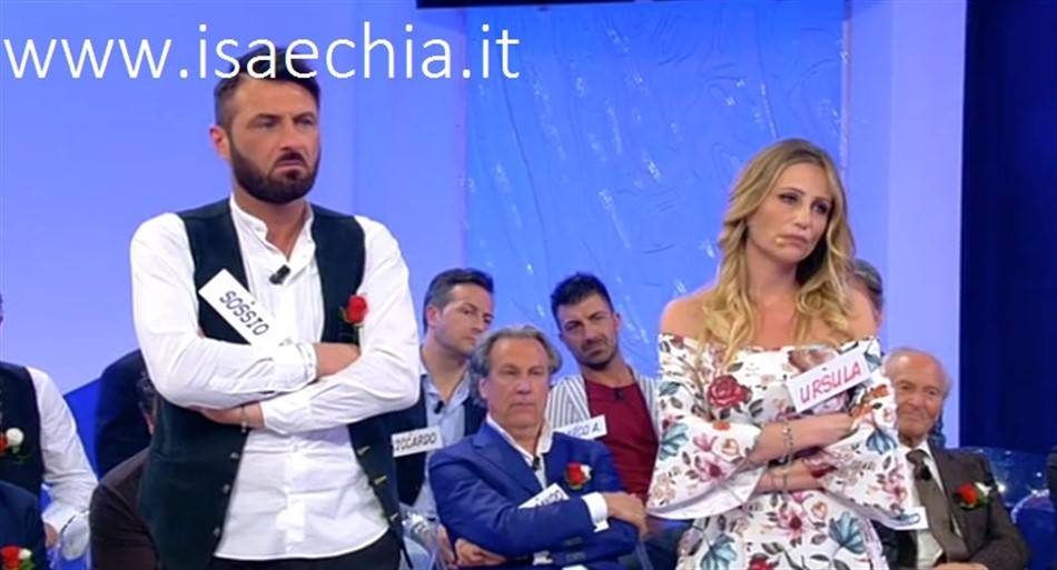 ‘Uomini e Donne’: l’opinione di Chia sulla puntata del Trono over del 19/04/18 article-post