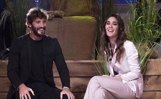 Stefano De Martino a ‘Verissimo’: “Le relazioni dopo i primi anni diventano una delusione, per questo dico che l’amore è una fregatura!” preview