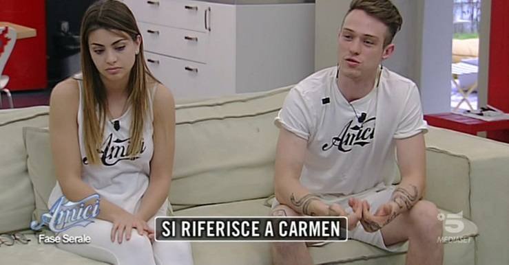 ‘Amici 17’, è scontro aperto: Emma Muscat e Irama replicano duramente a Carmen Ferreri!
