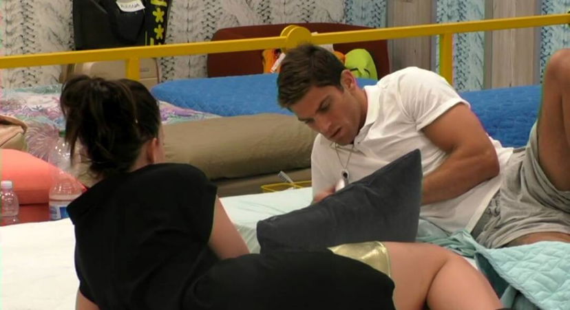 Lucia Orlando e Filippo Contri, dubbi di coppia all’interno del ‘Grande Fratello 15’! E intanto Alberto Mezzetti si avvicina a Mariana Falace… preview