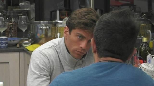 ‘GF 15’, si accendono ancora gli animi in Casa tra Filippo Contri e Simone Coccia! (Video) preview