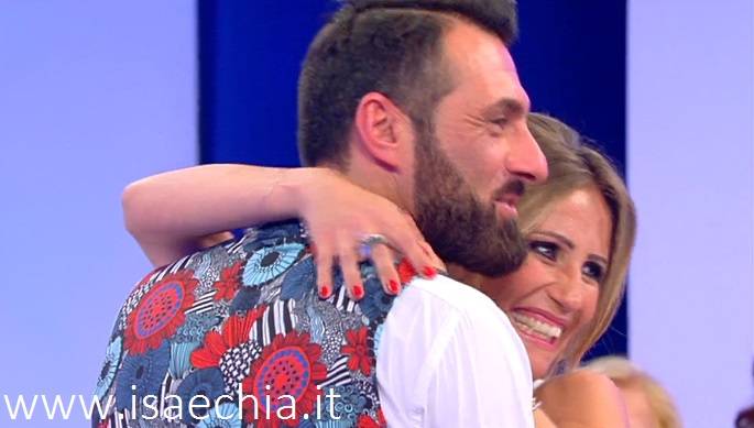 ‘Trono Over’, Sossio Aruta a proposito della frequentazione con Ursula Bennardo: “Se son rose, fioriranno!” article-post