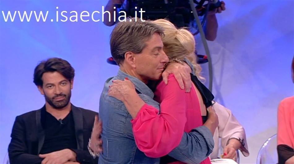 ‘Uomini e Donne’: l’opinione di Chia sulla puntata del Trono over del 31/05/18 article-post