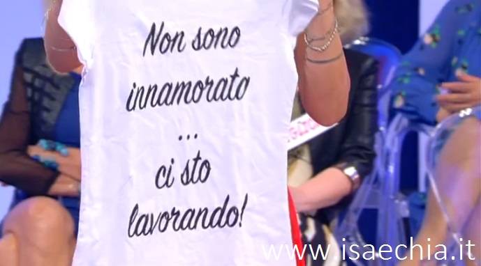 ‘Uomini e Donne’: l’opinione di Isa sulla puntata del Trono over del 25/05/18 preview