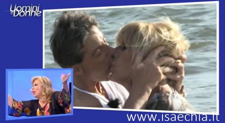 ‘Uomini e Donne’: l’opinione di Isa sulla puntata del Trono over del 3/05/18 preview