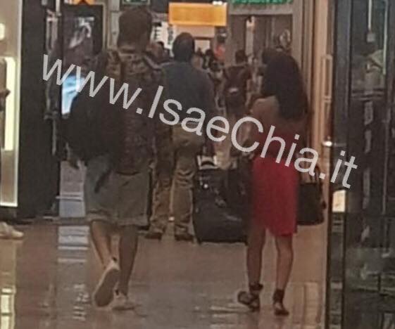 ‘Uomini e Donne’, Giulia De Lellis e Andrea Damante avvistati all’aeroporto di Fiumicino dalle nostre lettrici (foto inedite) preview