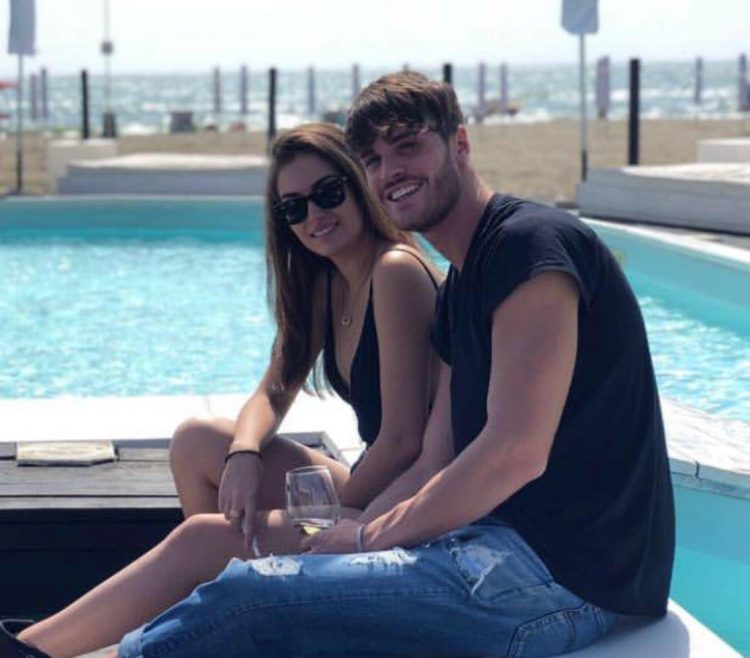 ‘Uomini e Donne’, Nilufar Addati: “Ma quale filler alle labbra, se sono gonfie è colpa dei baci di Giordano Mazzocchi!” (Video) preview