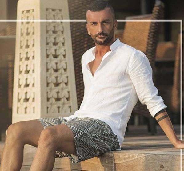 Nicola Panico si scaglia contro Luigi Mastroianni: “Sei l’ultimo a poter parlare di ex! Continua a fare botox e serate, del resto è l’unico motivo per cui sei andato a ‘Uomini e Donne’!” preview