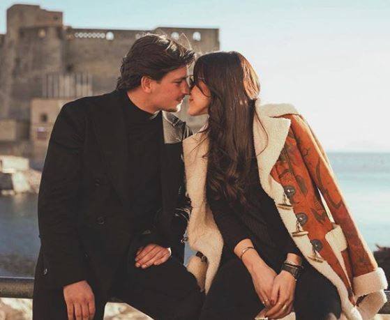 ‘Uomini e Donne’, Teresanna Pugliese e Giovanni Gentile pronti alle nozze: ecco le foto della promessa di matrimonio!