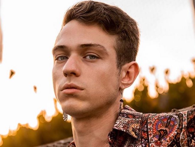 Amici, Irama: “Le mie ragazze mi hanno sempre odiato: ecco perché” article-post
