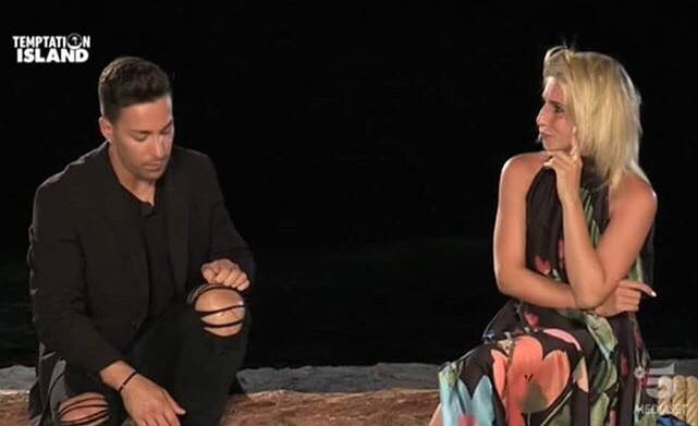 ‘Temptation Island 5’, ecco le reazioni dei protagonisti e di alcuni volti noti alla puntata finale! preview