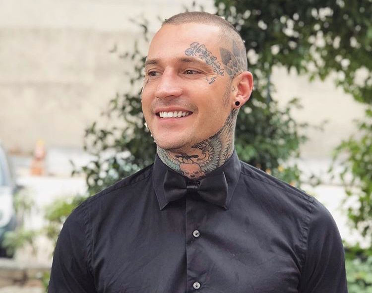 Manuel Vallicella smentisce la partecipazione a ‘Temptation Island Vip’: “Non ci proverei mai con una ragazza fidanzata neanche per gioco!” preview