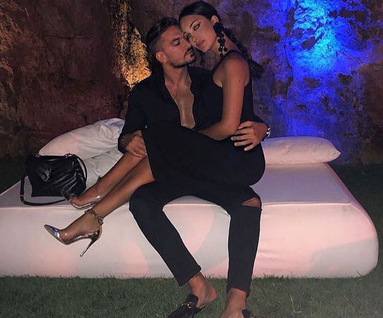 ‘Uomini e Donne’, Pietro Tartaglione confida la passione per Rosa Perrotta: “La desidero più del normale, la desidero ogni volta che la guardo… lo facciamo tutti i giorni da un anno e mezzo!” preview