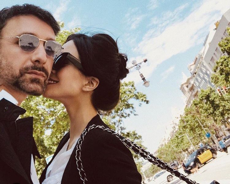 Rocío Munoz Morales conferma la gravidanza a ‘Chi’: “Io e Raoul Bova siamo già sposati nell’anima. Penso al bambino che porto con me e sono felice!” preview