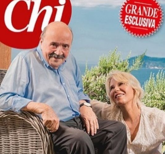 Maurizio Costanzo festeggia i suoi 80 anni e a ‘Chi’ confida: “Come facciamo ad andare d’accordo io e Maria De Filippi? Dormiamo separati!”