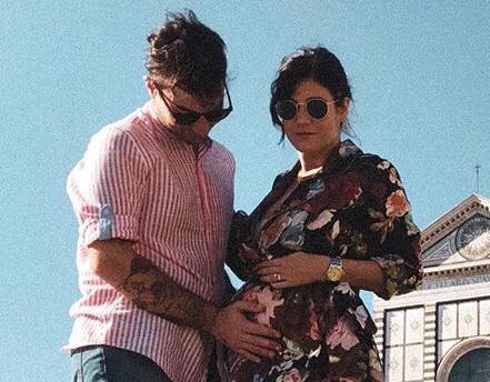 ‘Amici di Maria De Filippi’, cicogna in arrivo per Giacomo Paci e Ylenia Morganti! (foto) preview