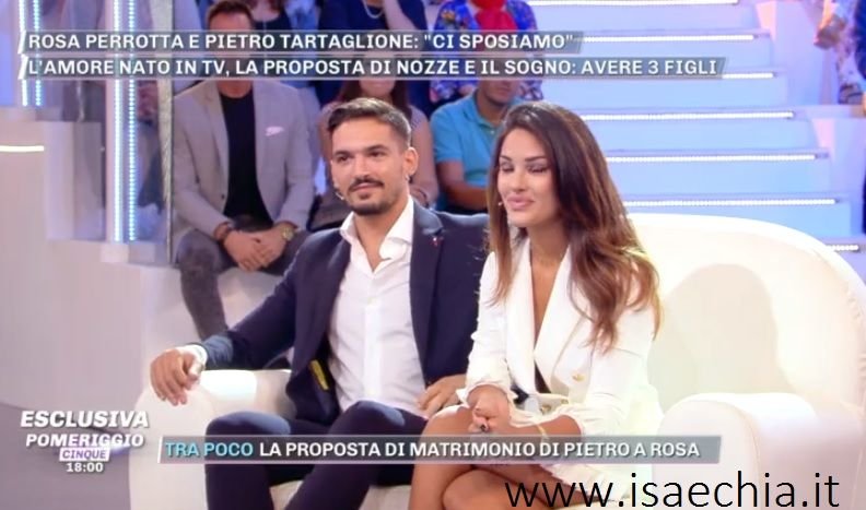 ‘Pomeriggio 5’, Rosa Perrotta e Pietro Tartaglione annunciano entusiasti: “Ci sposiamo il 7 giugno a Gaeta!”