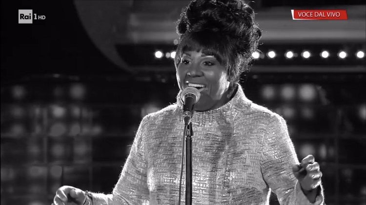 ‘Tale e Quale Show 8’, Roberta Bonanno vince la seconda puntata con una strepitosa imitazione di Aretha Franklin! preview