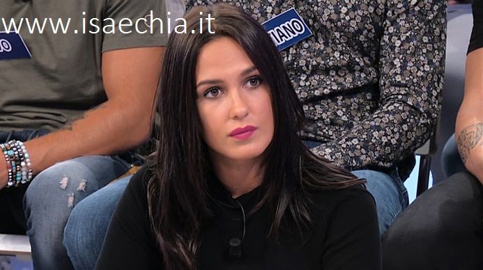 ‘Uomini e Donne’, ecco chi è Giada Ormando, la corteggiatrice che ha ridotto in lacrime Lorenzo Riccardi! preview