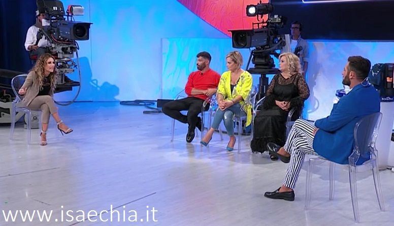 ‘Uomini e Donne’: l’opinione di Isa sullo speciale di ‘Temptation Island Vip’ dell’11/10/18 preview