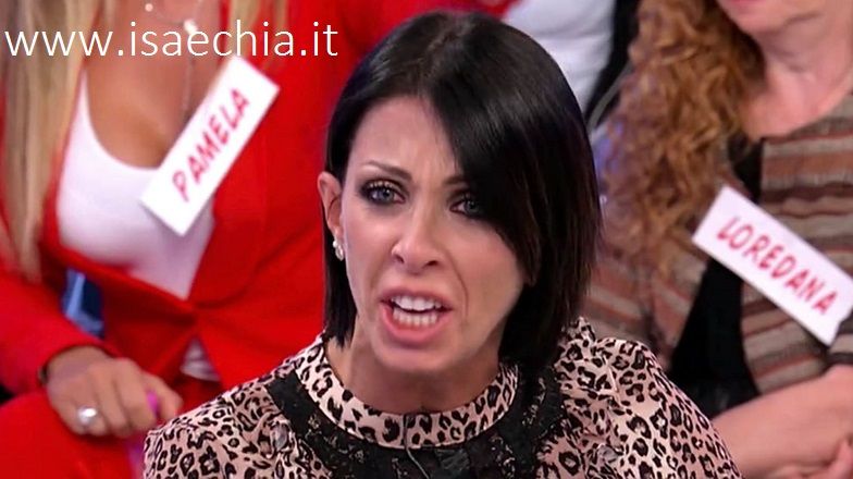 ‘Uomini e Donne’: l’opinione di Isa sulla puntata del Trono over del 10/10/18 preview