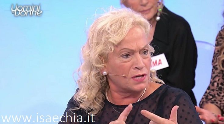 ‘Uomini e Donne’: l’opinione di Isa sulla puntata del Trono over del 2/10/18 preview