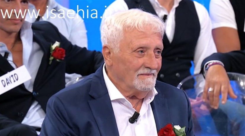 ‘Uomini e Donne’: l’opinione di Chia sulla puntata del Trono over del 3/10/18 preview