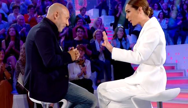 Maurizio Battista a ‘Verissimo’: “Non ho partecipato al ‘Gf Vip 3’ per soldi ma per fare un’esperienza. Eleonora Giorgi? Una malalingua!”. E su Elia Fongaro e Valerio Merola… preview